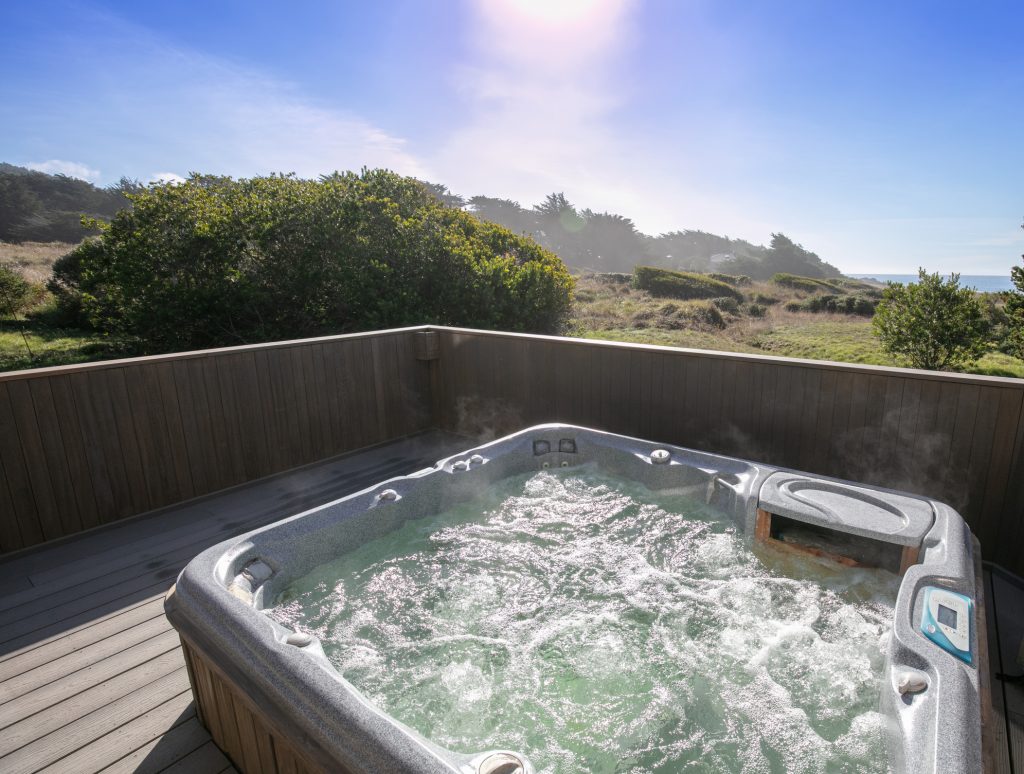 Hot Tub, spa: Outdoors on deck by ocean in California, with no people
